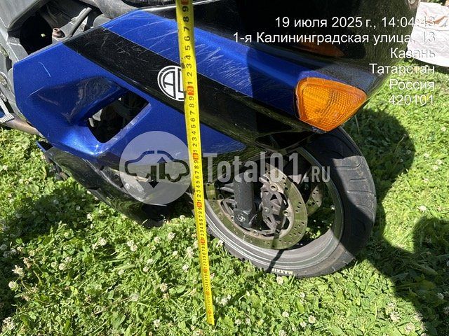 Фото Kawasaki ZZR400-1 18