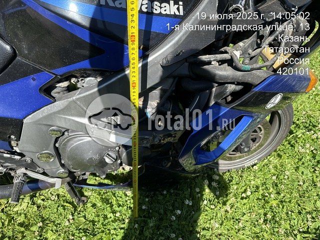 Фото Kawasaki ZZR400-1 22