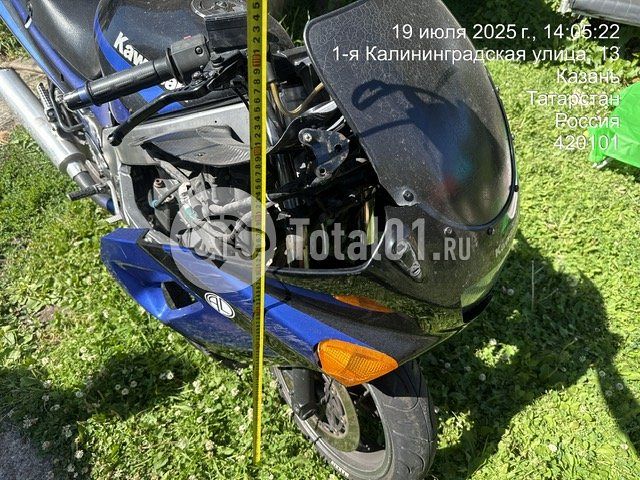Фото Kawasaki ZZR400-1 26