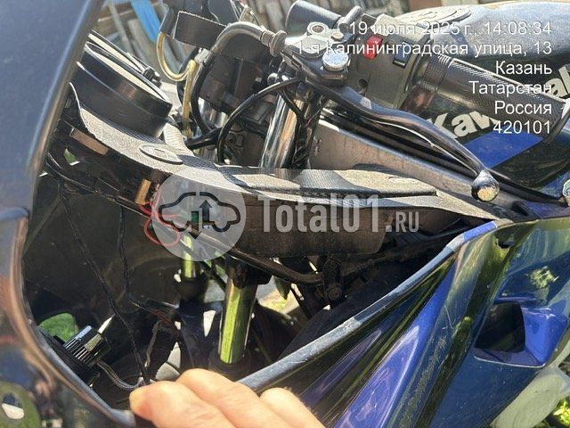 Фото Kawasaki ZZR400-1 56