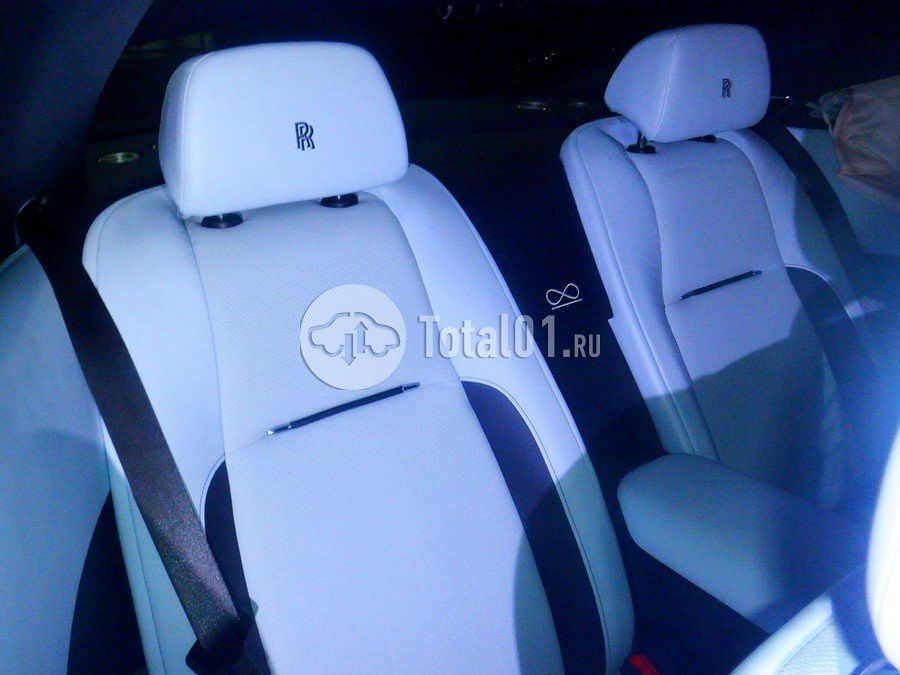 Фото Rolls-Royce Wraith 52