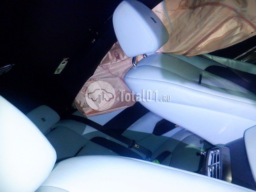 Фото Rolls-Royce Wraith 72