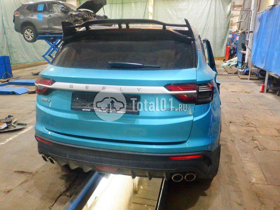Фото Geely Coolray 12