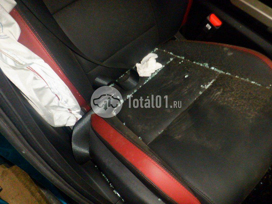 Фото Geely Coolray 28