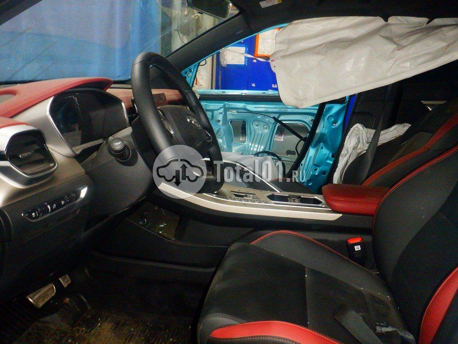 Фото Geely Coolray 74