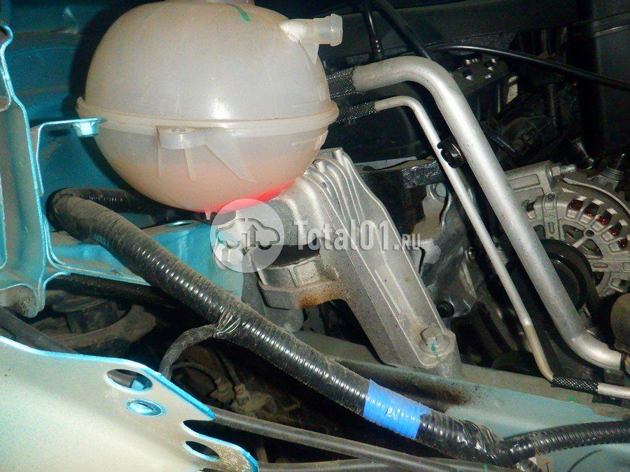Фото Geely Coolray 98