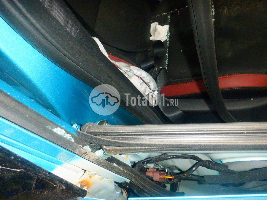 Фото Geely Coolray 148