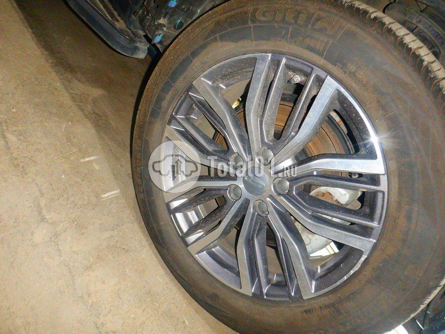 Фото Geely Atlas Pro 100