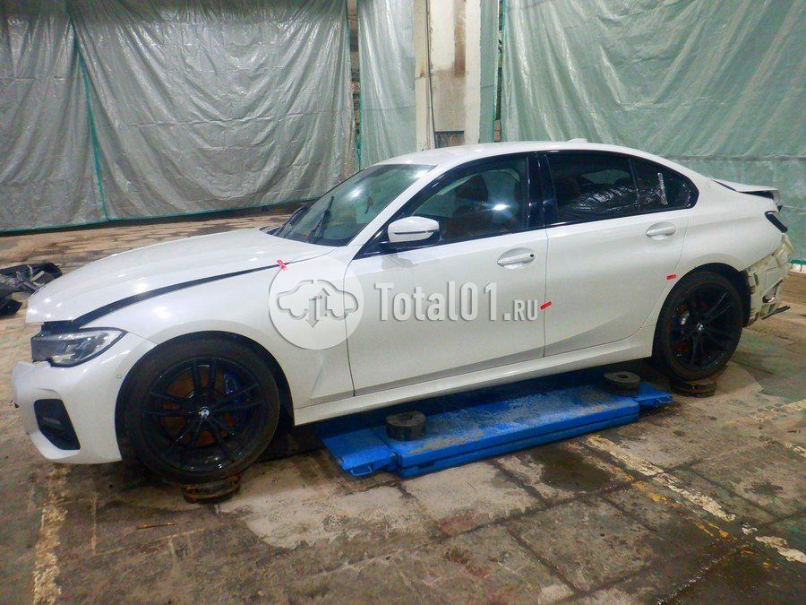 Фото BMW 3 серия 8