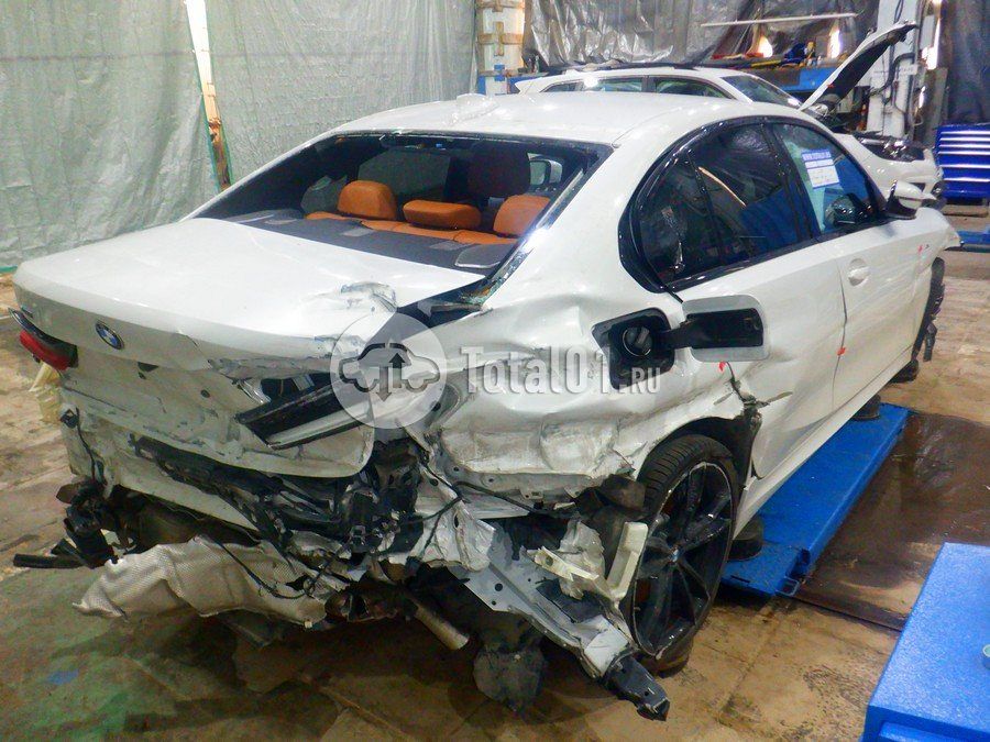 Фото BMW 3 серия 12