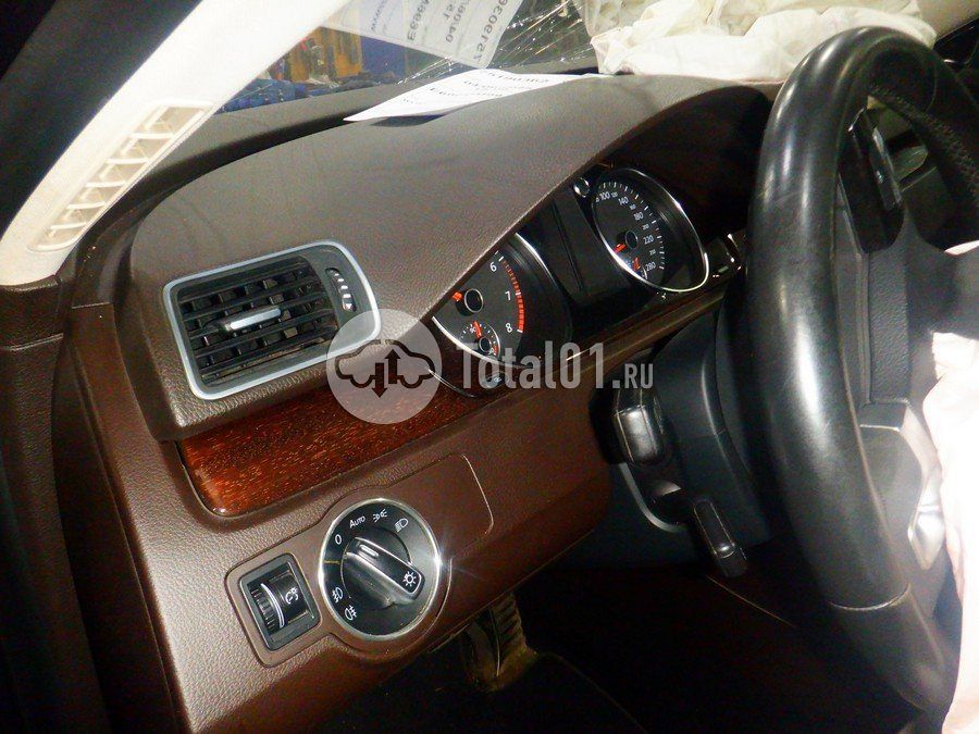 Фото Volkswagen Passat 74