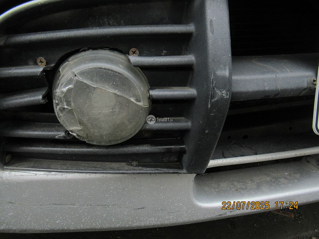 Фото Nissan R Nessa 32