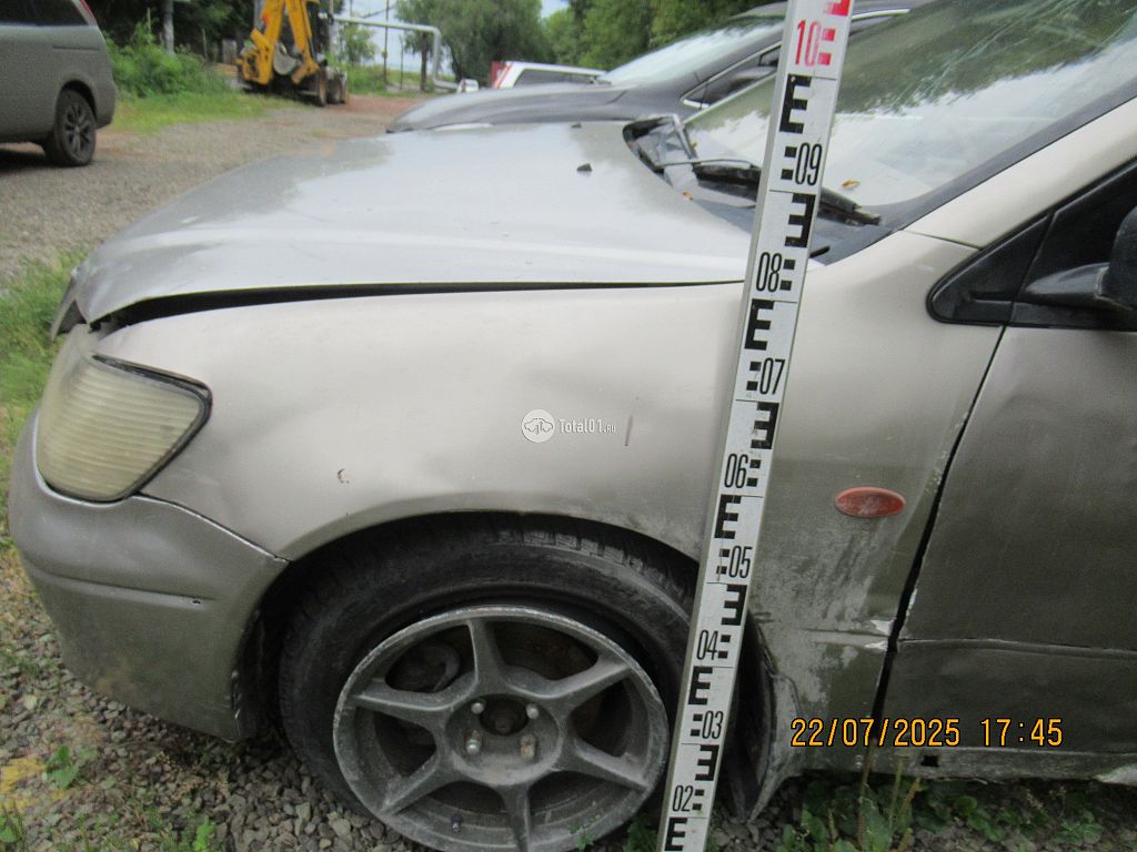 Фото Mitsubishi Lancer Cedia 16