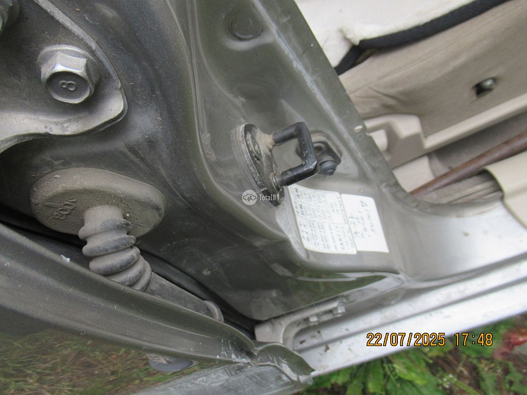 Фото Mitsubishi Lancer Cedia 110