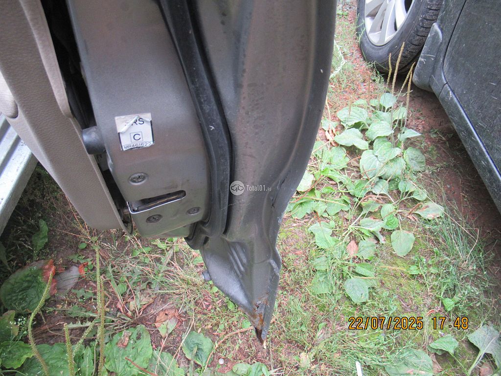 Фото Mitsubishi Lancer Cedia 118