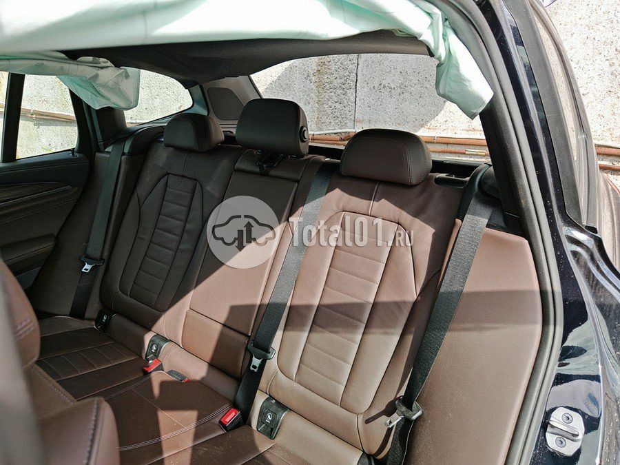 Фото BMW X3 136