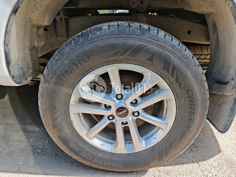 Фото Isuzu D-Max 8