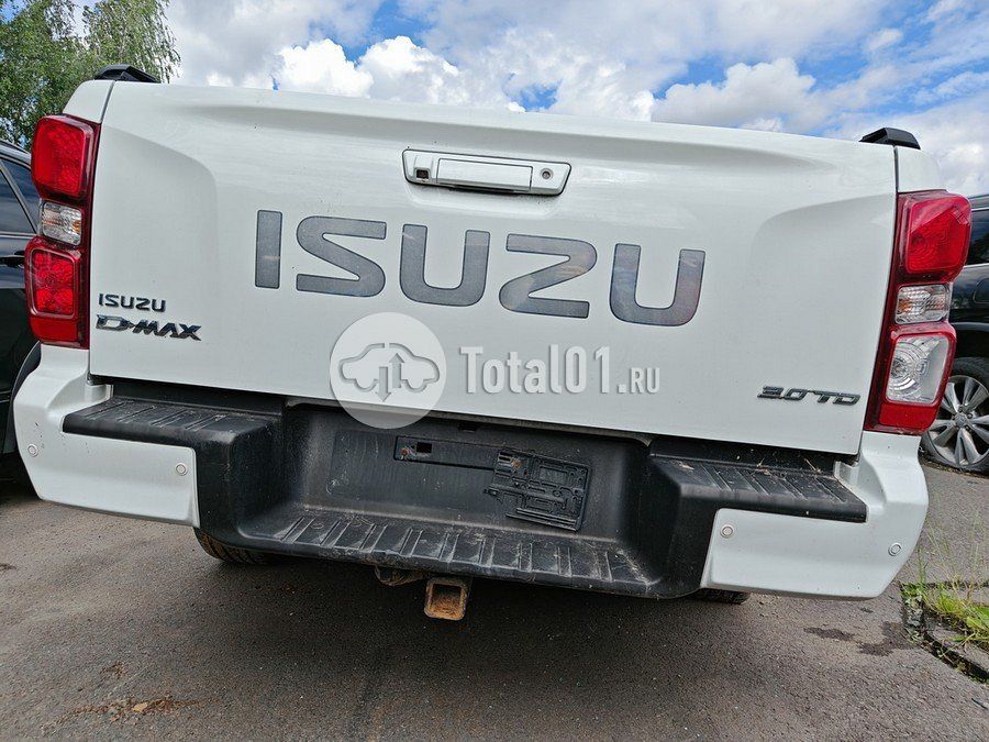 Фото Isuzu D-Max 70