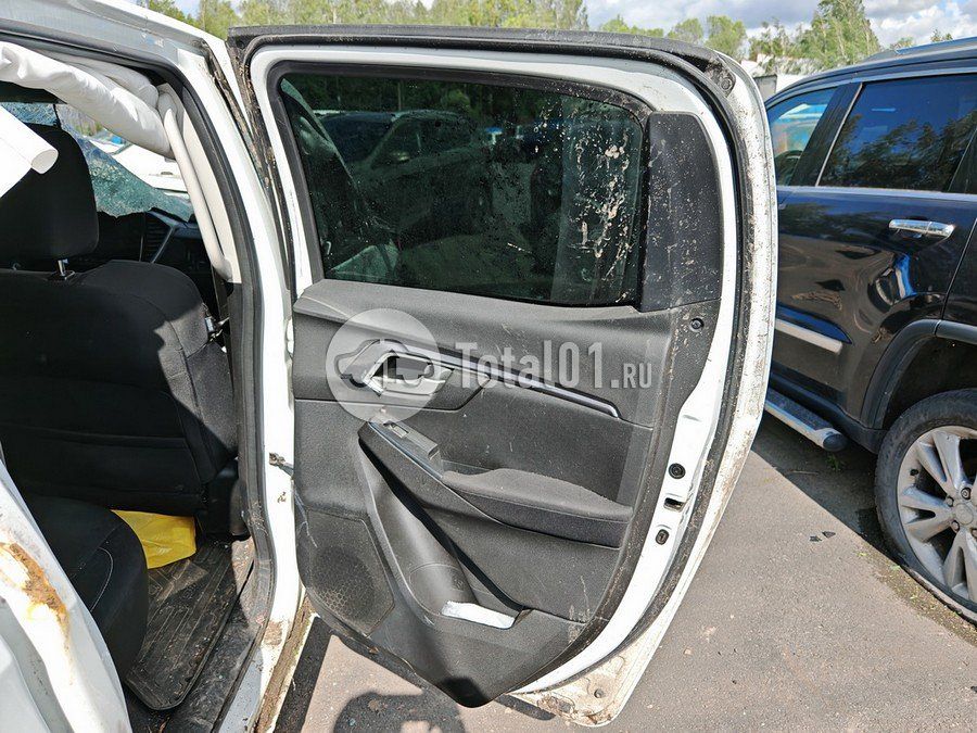 Фото Isuzu D-Max 166