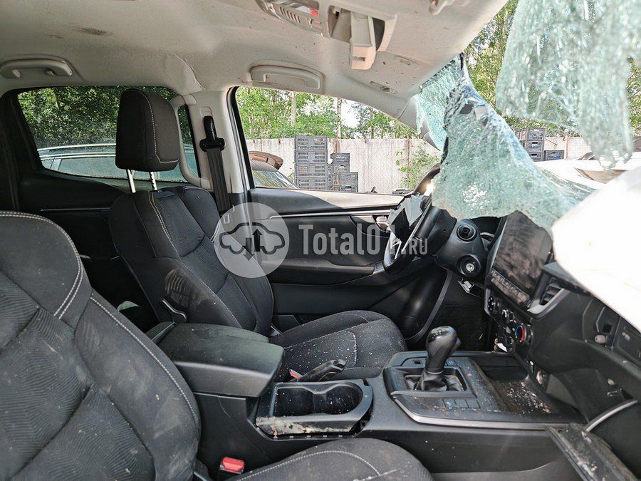 Фото Isuzu D-Max 186