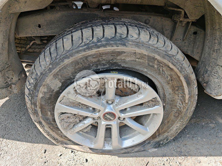 Фото Isuzu D-Max 208