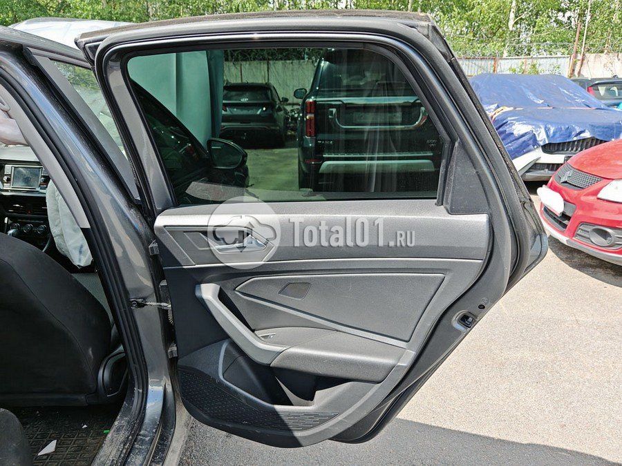 Фото Volkswagen Jetta 122