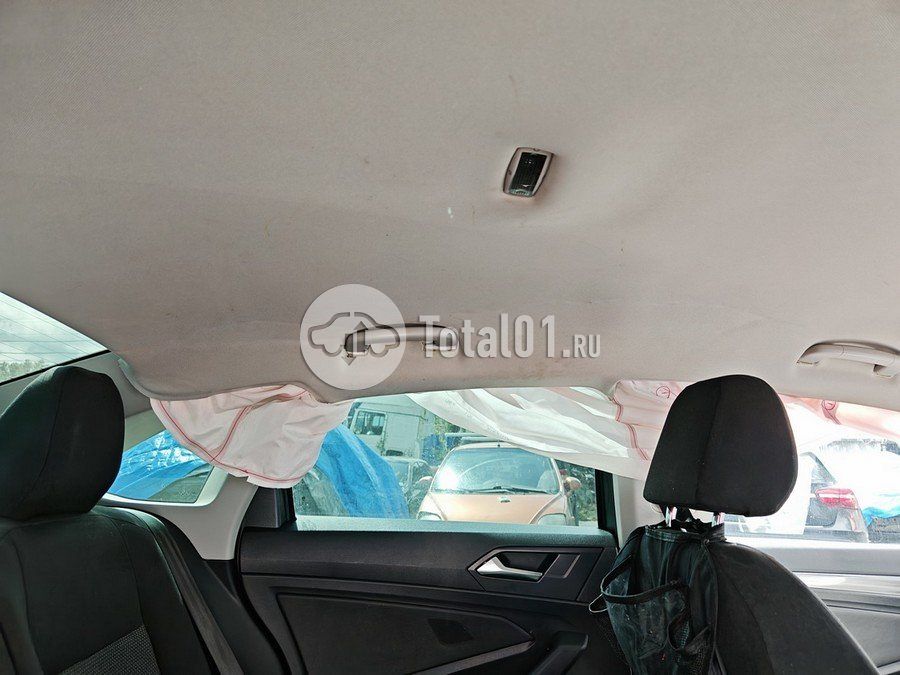 Фото Volkswagen Jetta 132