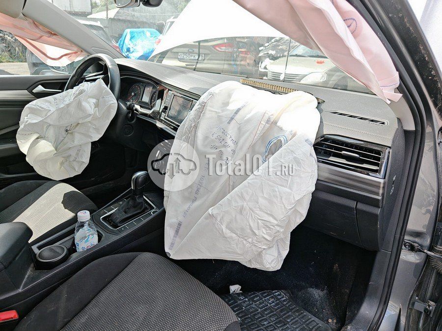 Фото Volkswagen Jetta 146