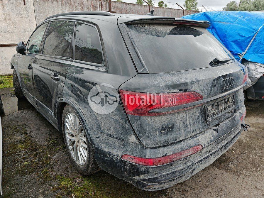 Фото Audi Q7 20