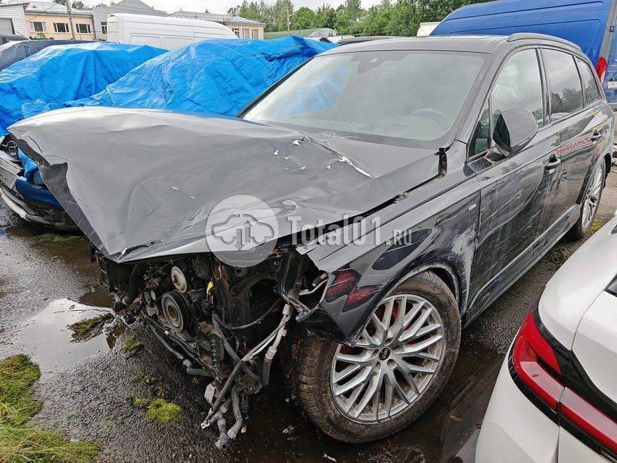 Фото Audi Q7 22