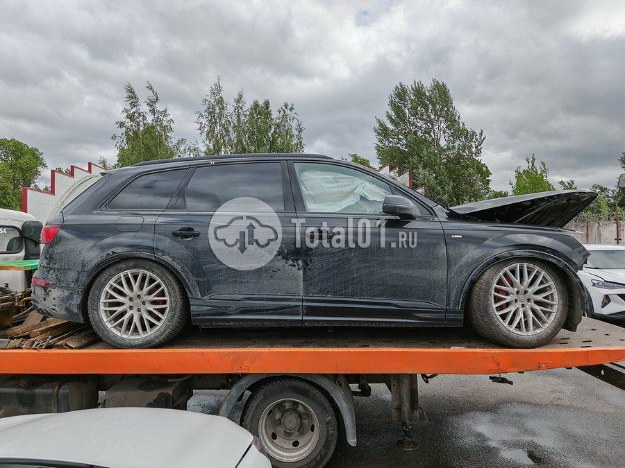 Фото Audi Q7 58