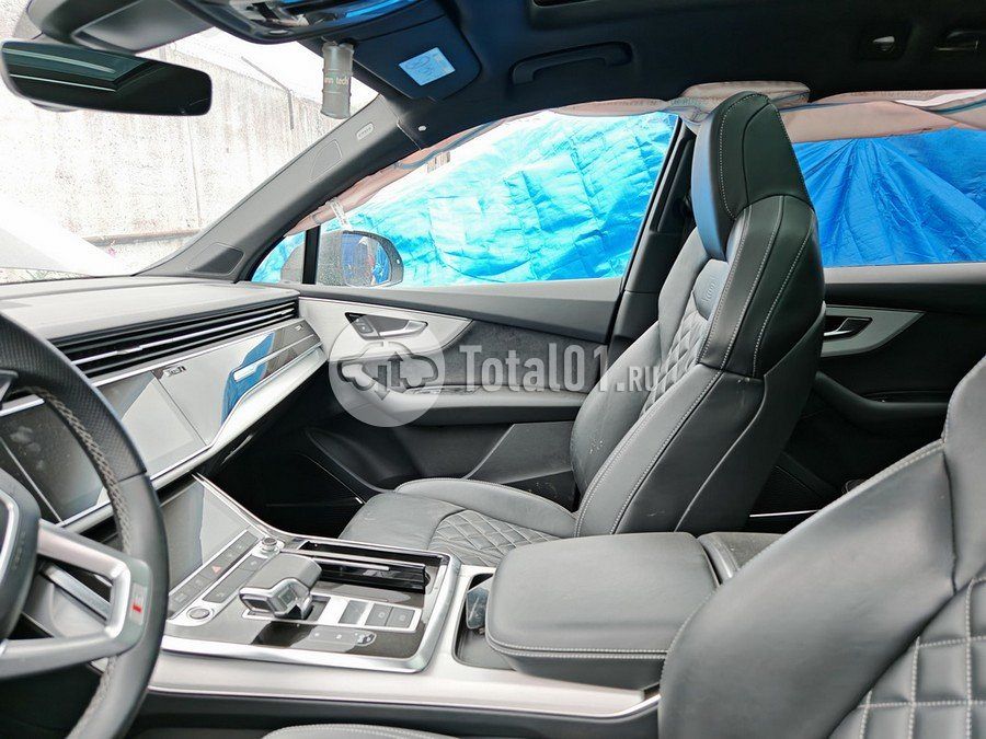 Фото Audi Q7 112