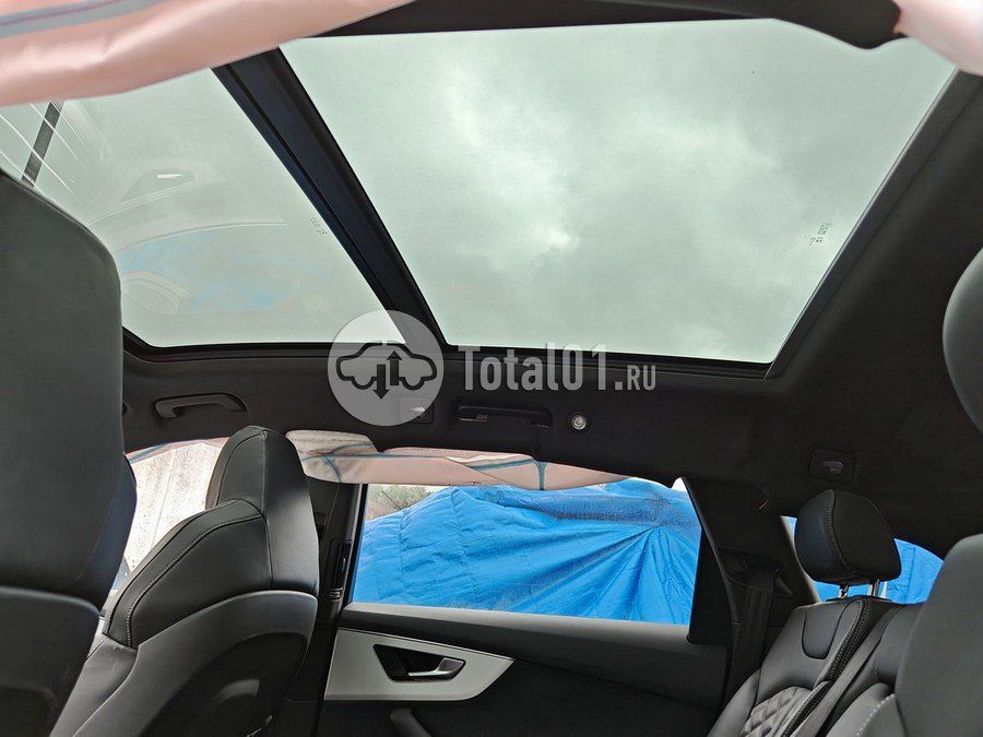 Фото Audi Q7 132