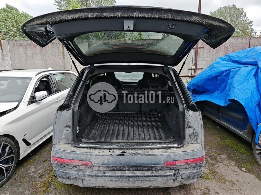 Фото Audi Q7 138