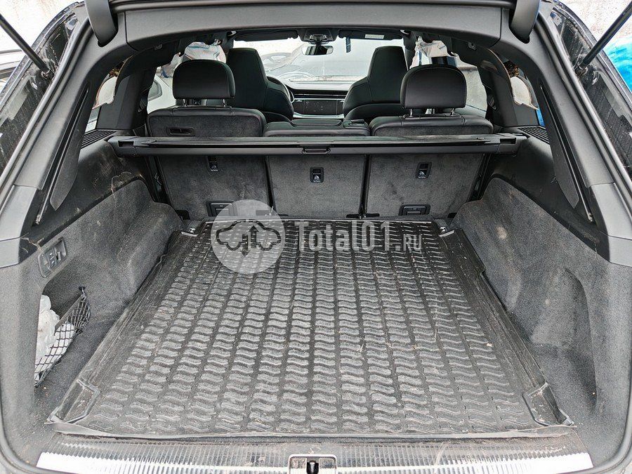 Фото Audi Q7 140