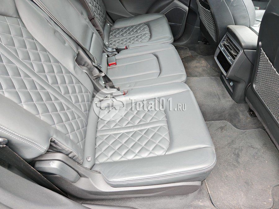 Фото Audi Q7 162