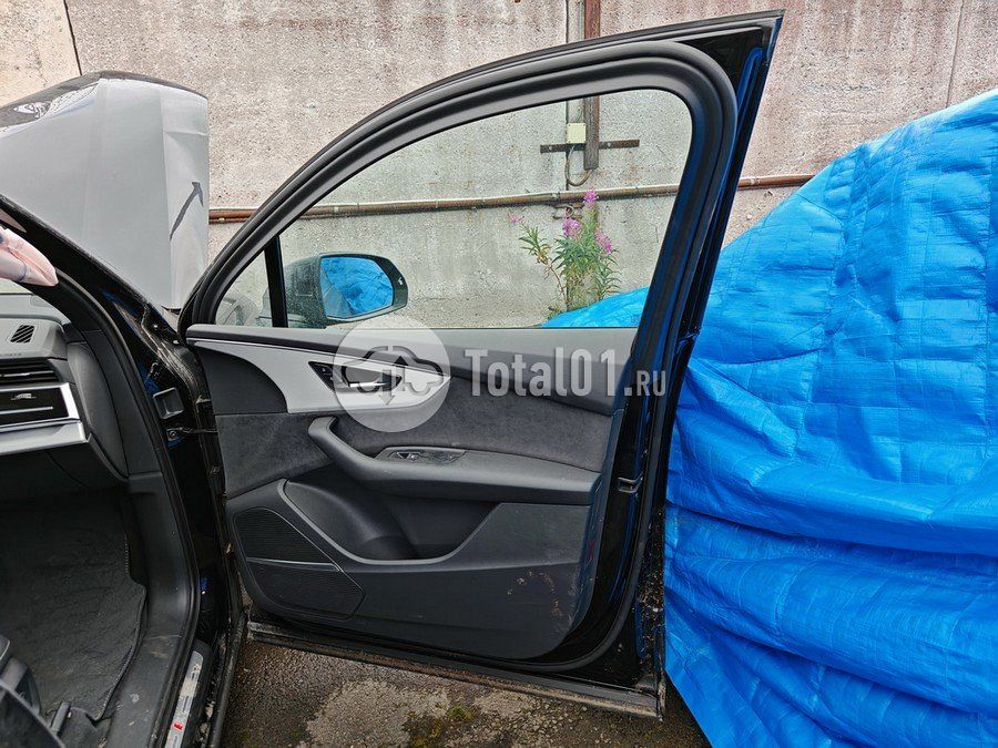 Фото Audi Q7 170