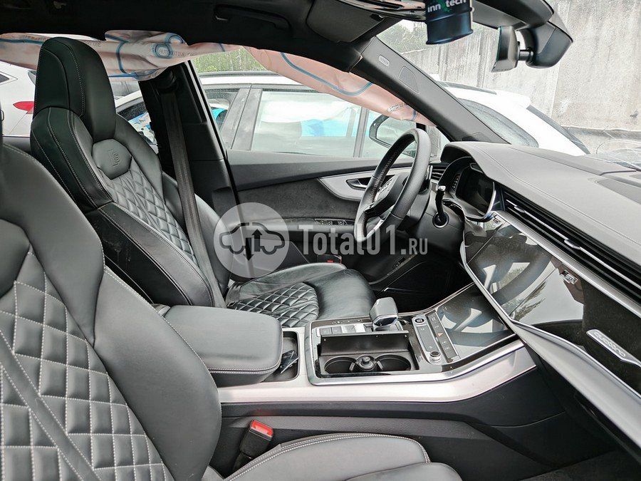 Фото Audi Q7 178