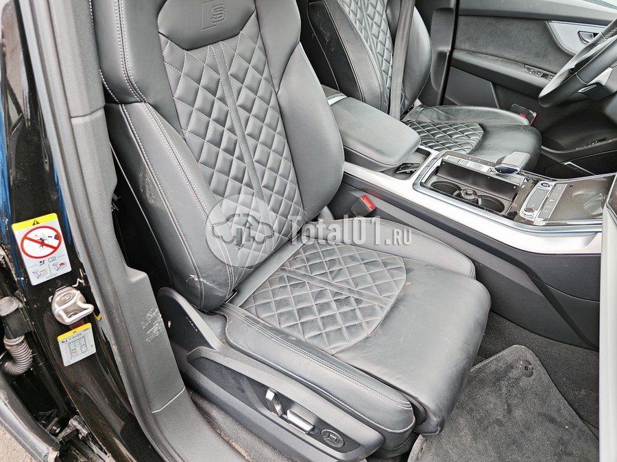 Фото Audi Q7 184