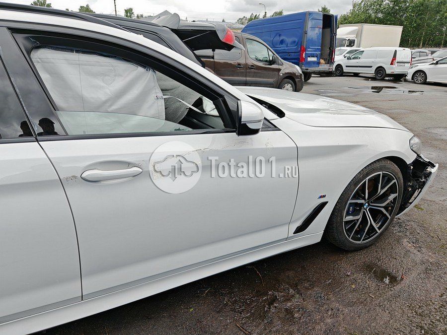 Фото BMW 5 серия 32