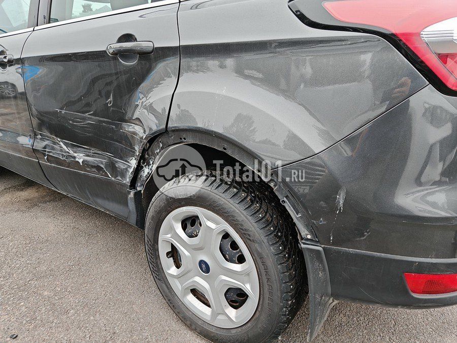 Фото Ford Kuga 32