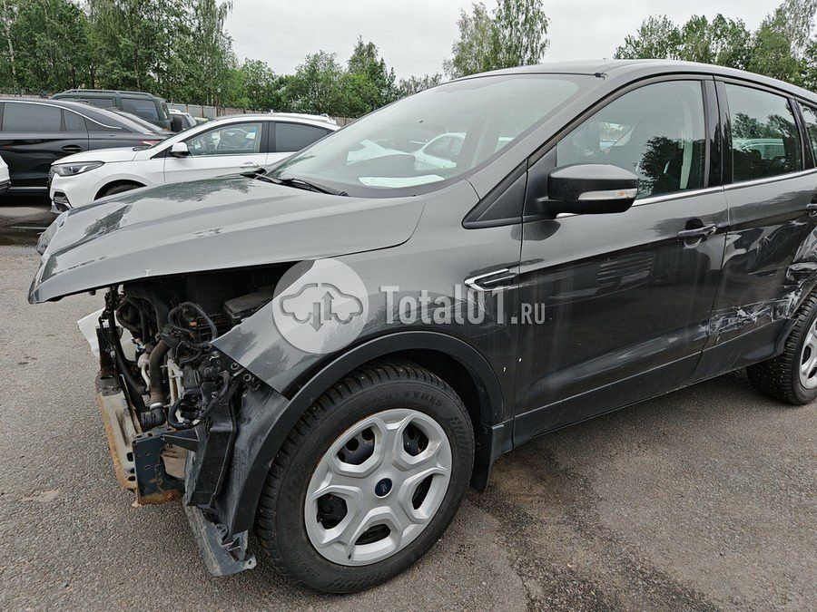 Фото Ford Kuga 46
