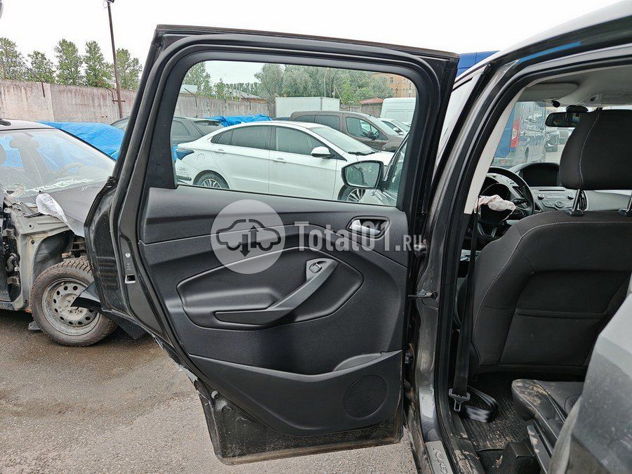 Фото Ford Kuga 88