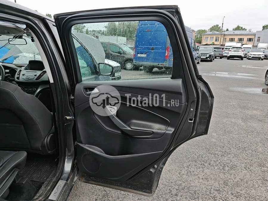 Фото Ford Kuga 126