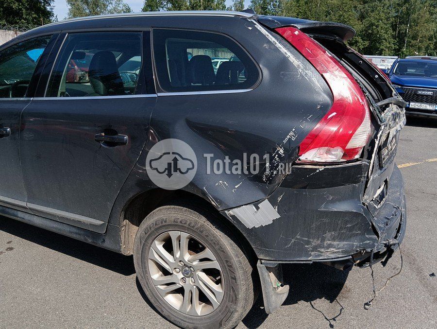 Фото Volvo XC60 26