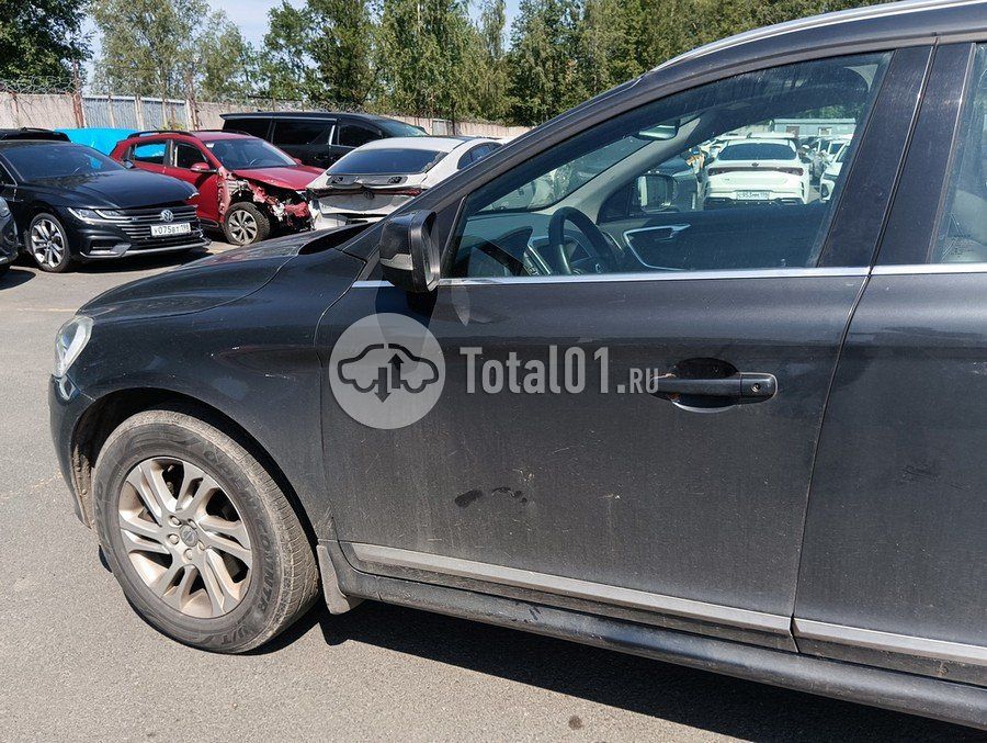 Фото Volvo XC60 34
