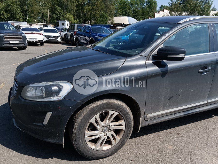 Фото Volvo XC60 36