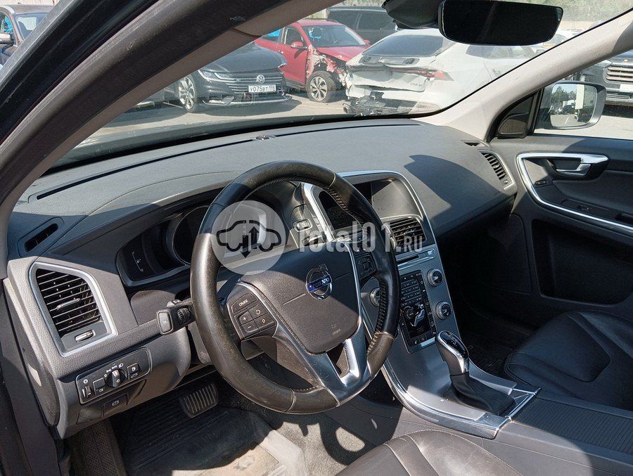 Фото Volvo XC60 66