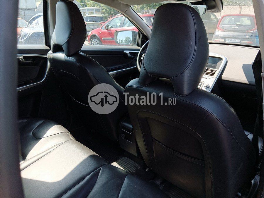 Фото Volvo XC60 104
