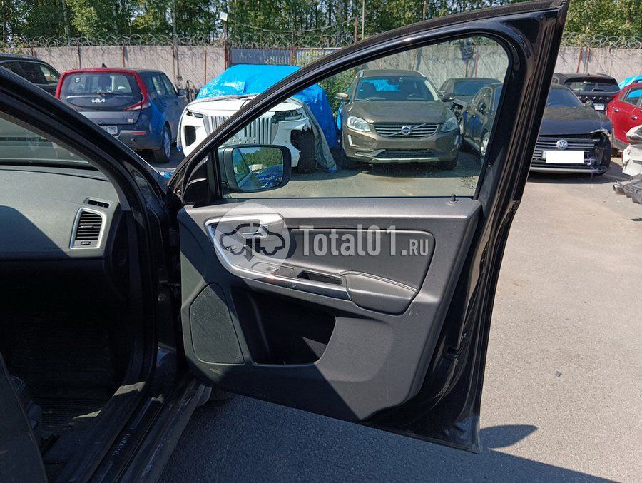 Фото Volvo XC60 114